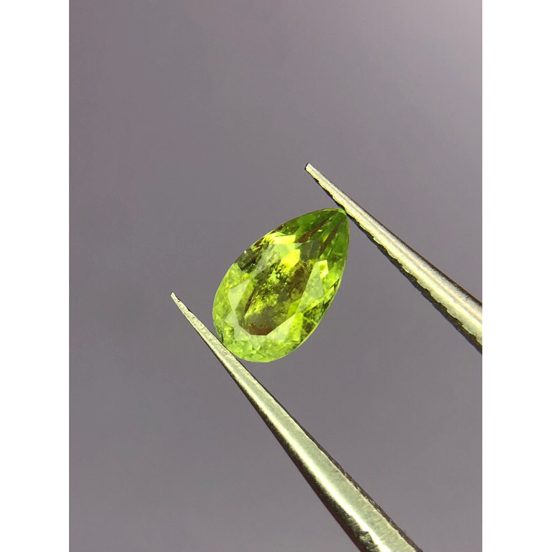 0.84 กะรัต | ทัวร์มาลีนเขียว | ทรงลูกแพร์ | 6.7x4.2มม.| 0.84 carats | Green Tourmaline | Pear | 6.7x