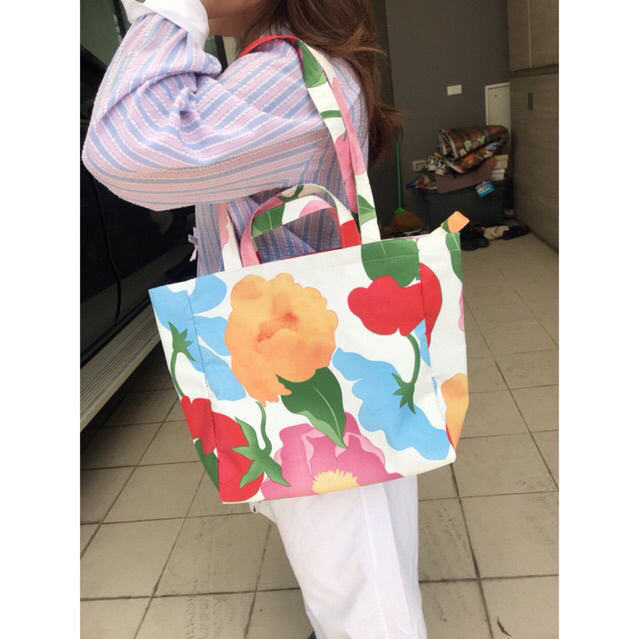 Zhesbagz กระเป๋าผ้า cotton พิมพ์ลายดิจิตอล สีสวย ถือคล้องแขนนคล้องไหล่