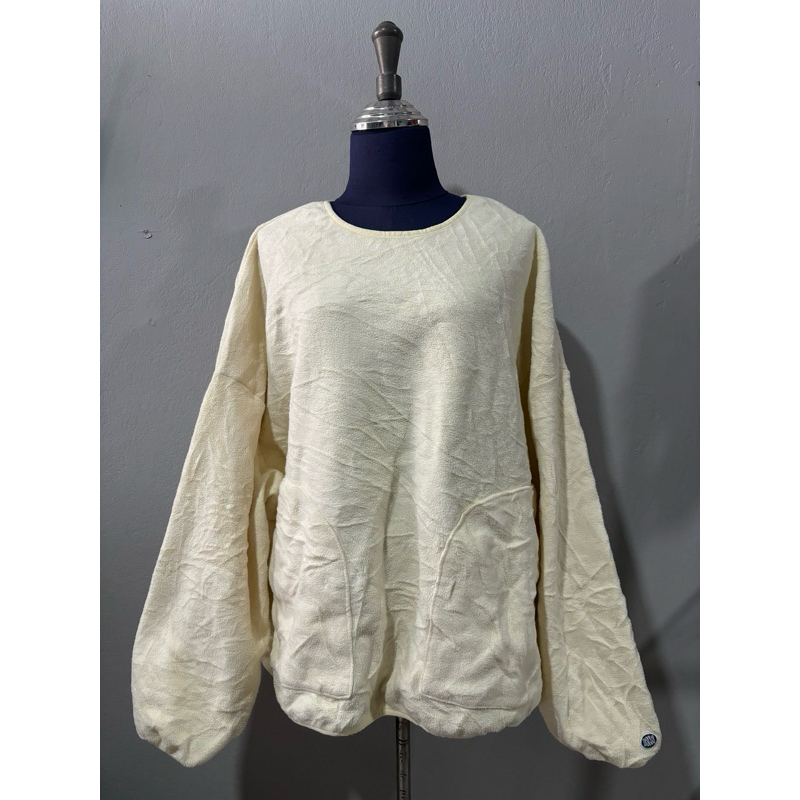 Discus เสื้อคลุมแบบสวม มือสอง