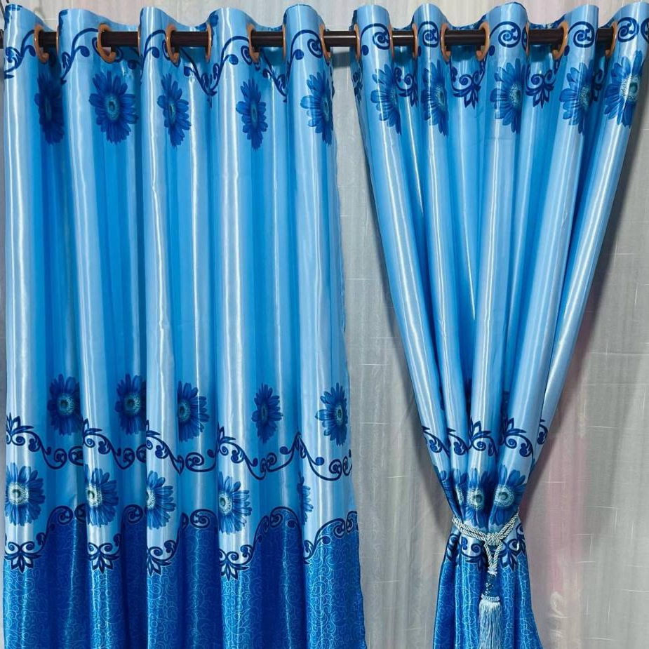 ผ้าม่านสำเร็จรูปลายดอกไม้ สีสดใส เขาไทรัม จากโพลีเอสเตอร์ วัสดุโพลีเอสเตอร์ทนทาน ไม่ารย์ดจางง่าย