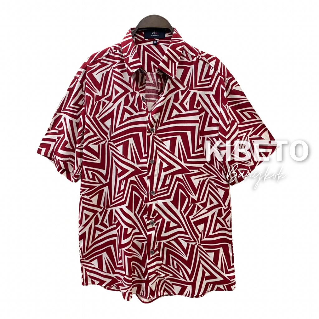 Kibeto เสื้อฮาวาย ลายสามเหลี่ยม สีแดง ผ้าสปันเรยอน เนื้อนิ่ม ใส่สบาย M L XL 2XL 3XL