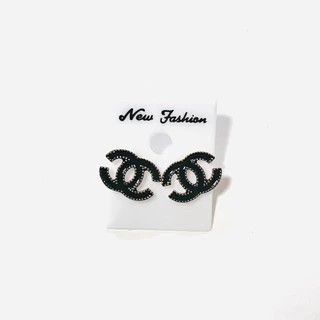 ต่างหูแฟชั่น Channels stud earrings 12-16mm 1 คู่
