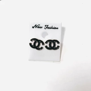 ต่างหูแฟชั่น Channels stud earrings 12-16mm 1 คู่
