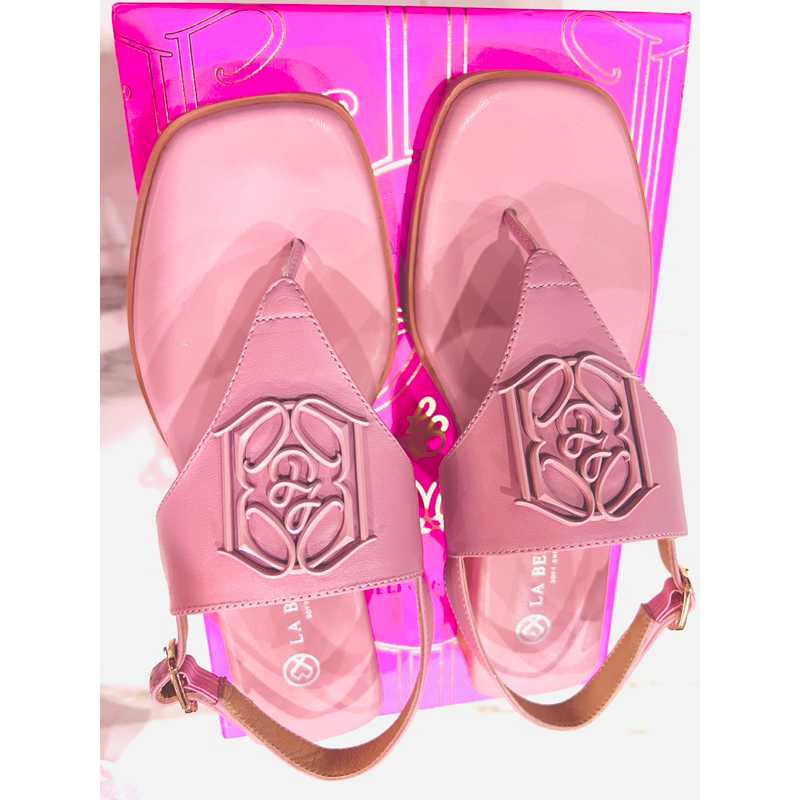 LA   BELLA    ELECANTE