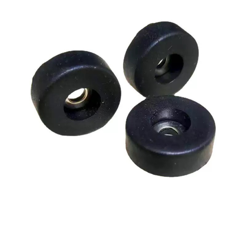 ยางรองตู้ลำโพง 30x10mm (แพ็คจำนวน 4-8 ตัว) ขนาด 30x10mm ยางรองขาโต๊ะ วัสดุยางแข็งพร้อมแหวนเหล็ก แข็งแรงได้มาตรฐาน