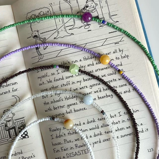 ส่งด่วน! mini bead stone necklace สร้อยคอลูกปัดมินิมอล จี้หินแท้ สีสันสดใส ใส่ไปทะเลได้ สไตล์เกาหลี | ourweekend.stuff