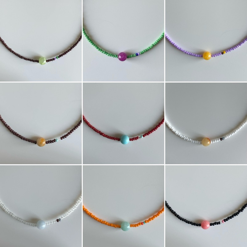 ส่งด่วน! mini bead stone necklace สร้อยคอลูกปัดมินิมอล จี้หินแท้ สีสันสดใส ใส่ไปทะเลได้ สไตล์เกาหลี | ourweekend.stuff