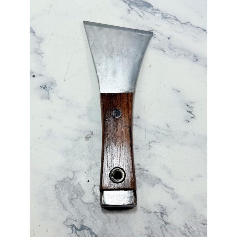 เกรียงขูดสแตนเลสด้ามไม้ MADE IN JAPAN (Mar31 : ST10)