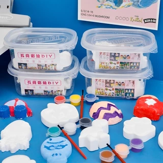 ตุ๊กตาระบายสีปูนปลาสเตอร์ พร้อมสีและพู่กัน 1 มีกล่อง 2 ตัว คละแบบคละสี พร้อมส่งในไทย !!