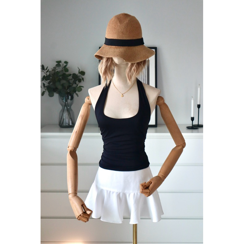 MESHKI SIZE XS เสื้อยืดคล้องคอสีดำมือสอง สภาพใหม่ เนื้อผ้านิ่มลื่น ทรงสวย รูปถ่ายจากสินค้าจริง