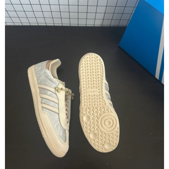 ( ของแท้ 100%) adidas originals SAMBA OG light gray