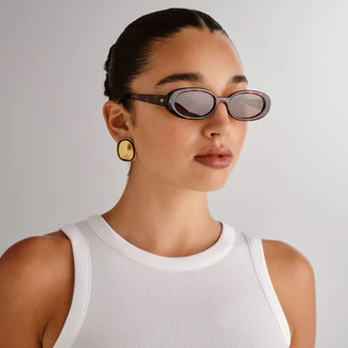 Girlboss.stuff 😎🖤 แว่นตากันแดด Le specs รุ่น Outta love💥 ของแท้100%