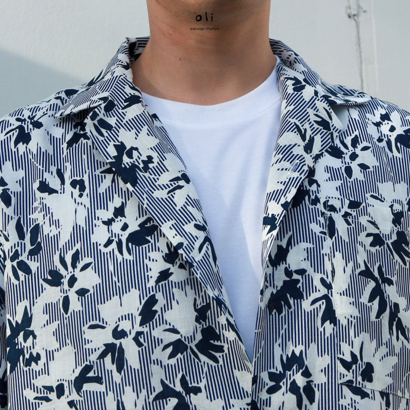 เสื้อเชิ้ตฮาวาย oversize อก44-60 นิ้ว ผ้าลินินแท้ ใส่สบายเนื้อนิ่ม ลายดอกไม้ริ้วสีน้ำเงินกระดุมเปลือกหอย