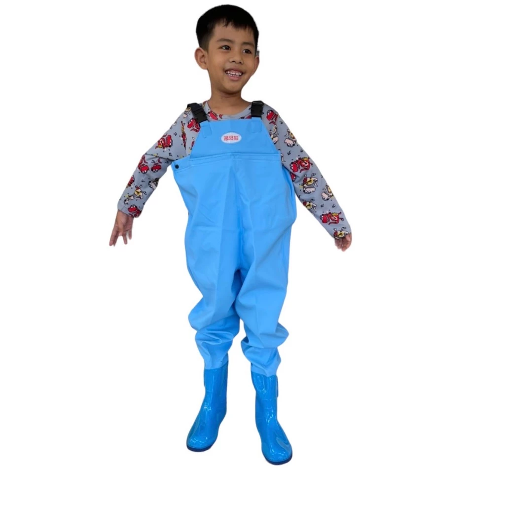 ชุดกันน้ำสำหรับเด็ก รองเท้าบูทในตัว วัสดุ PVC