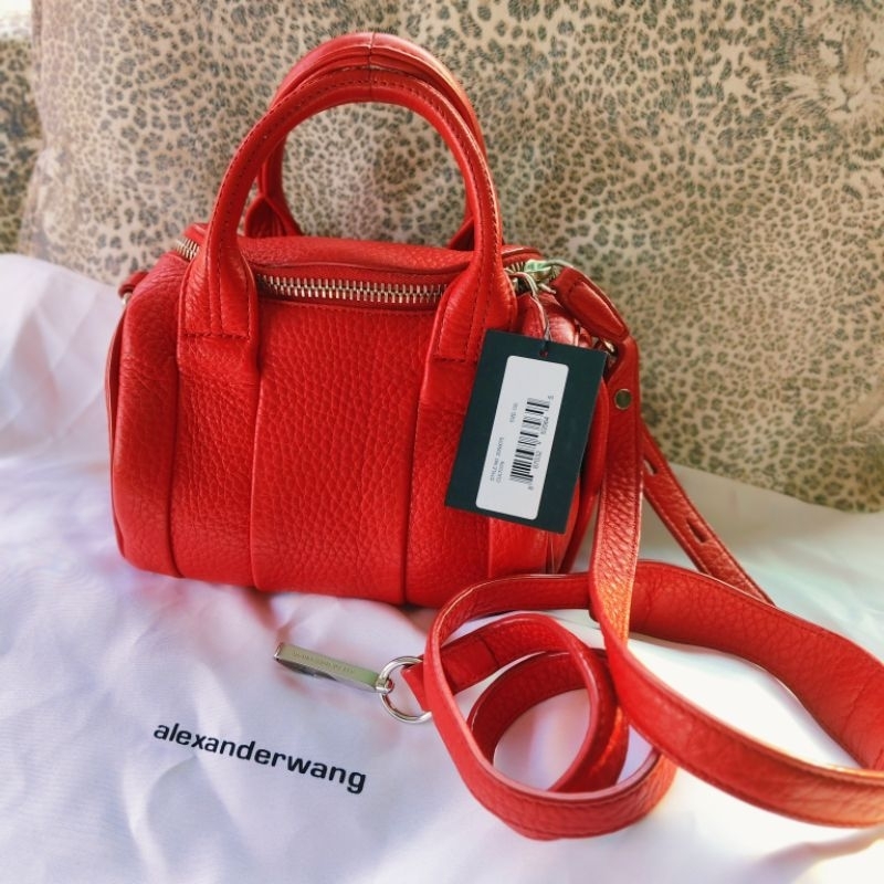 ส่งต่อ 🔥Alexander wang แท้💯 ออกshop สภาพสวยมาก