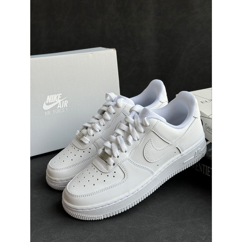 ✅ของแท้ 100%✅รองเท้าผ้าใบ AIR FORCE 1 LOW สีขาวบริสุทธิ์ รองเท้าผ้าใบคลาสสิก