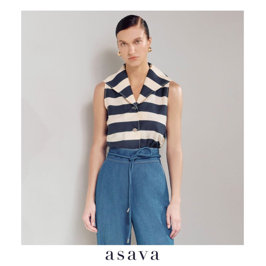 [asava ss25] Vesper Striped Sailor Collar Blouse เสื้อผู้หญิง ปกกะลาสี คอวี แขนกุด แต่งกระดุมหน้า ชายเสื้อโค้ง แต่งดีเทล