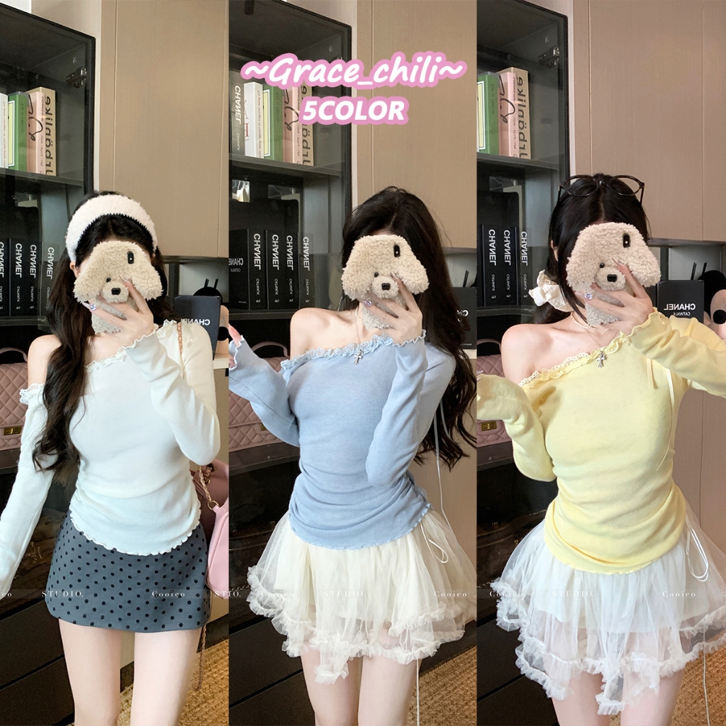 🌵Grace_chili🌵 เสื้อแขนยาวปาดไหล่ลูกไม้ ผ้าถัก การจับจีบข้าง สวมใส่สบาย ดีไซน์ประณีต H060