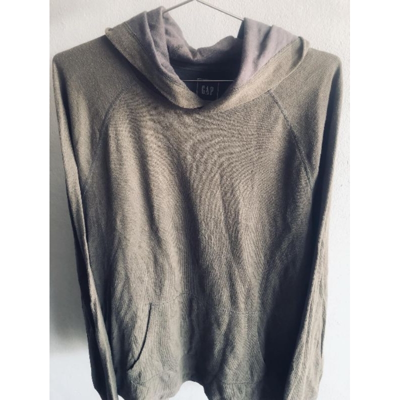 เสื้อกันหนาว GAP สีเขียวมะกอก