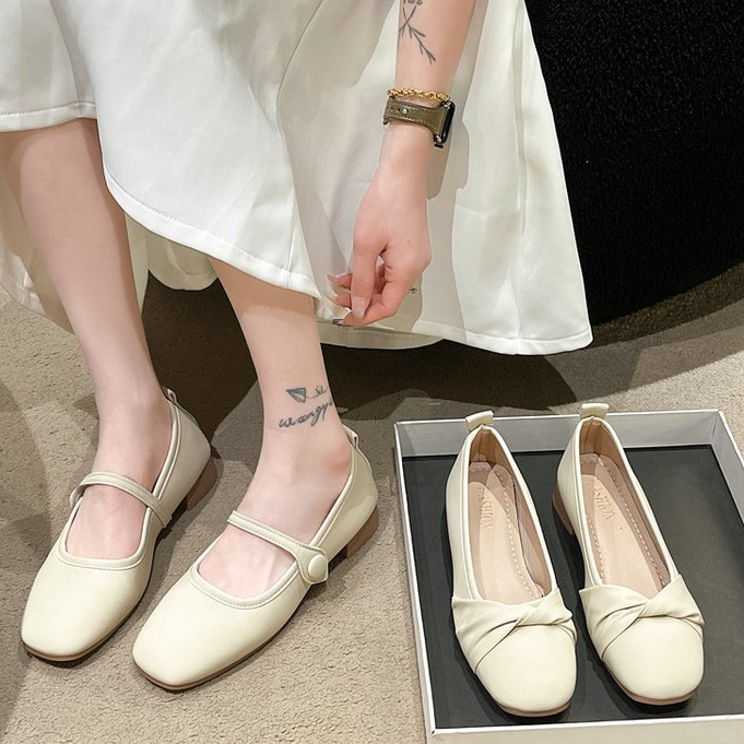 รองเท้าสตรีแมรี่เจนมีสไตล์ รองเท้าส้นแบนตื้นสไตล์เกาหลี สีทึบ เบาสบาย 35-40 หลา