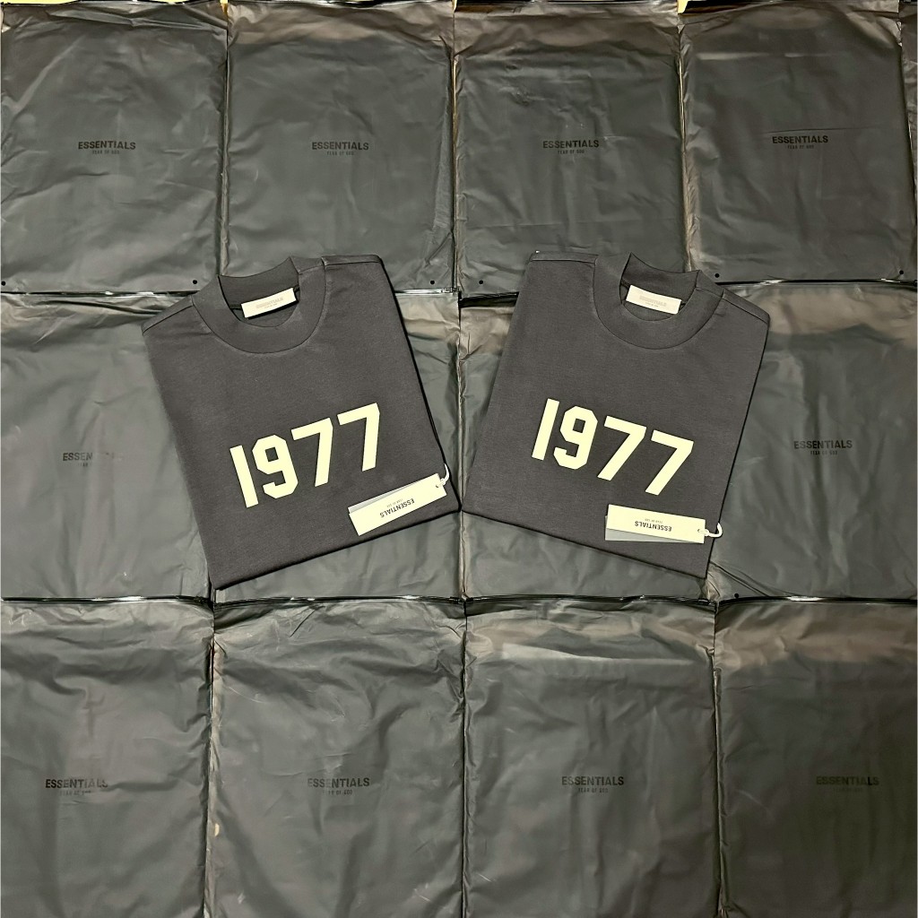 [Need4street] เสื้อ Essentials Tee 1977