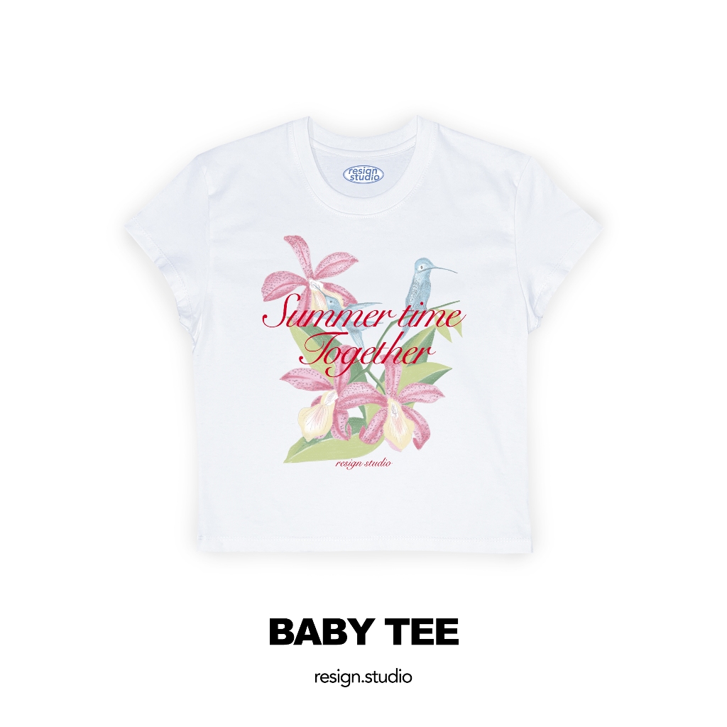 Resign.studio เสื้อยืด Baby tee - Summer time together