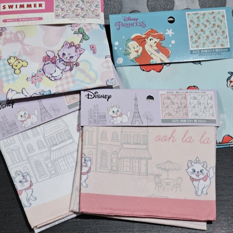 A19🇯🇵 (แบบเยอะ!!)ผ้าเช็ดหน้า ผูกผม ผูกคอแฟชั่น Disney Princess เจ้าหญิงดิสนี่ย์ แมวมารี Swimmer ผ้าพันคอแบบสั้น