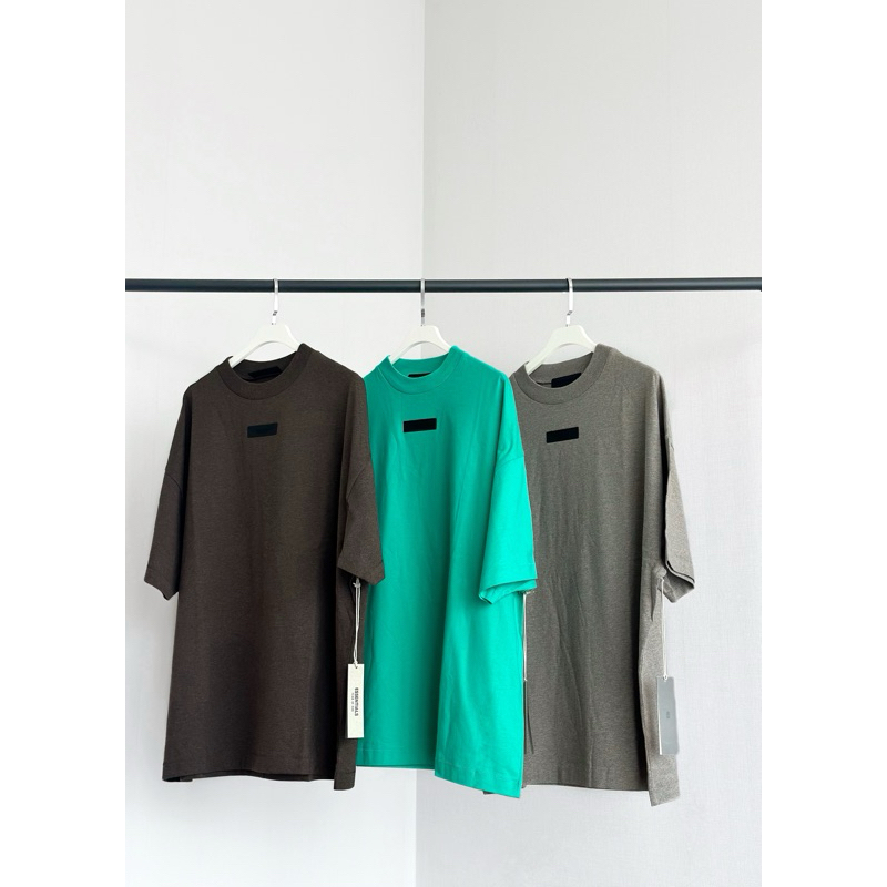 เสื้อยืด ESSENTIALS LOGO SS24