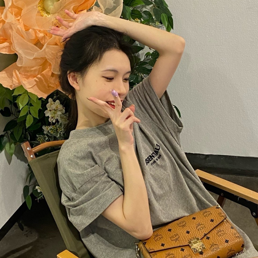 ❀ สินค้าพร้อมส่ง ❀เสื้อยืด Fear Of God Essentials(เอสเซนเชียล) แท้100% T-Shirt SS22 - รูปที่ 2