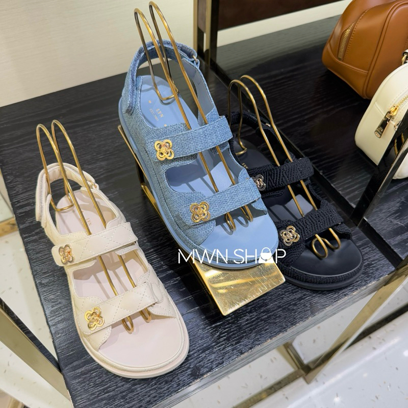 Lyn รองเท้า lexi มีโค้ดลด30% รองเท้าแตะรัดส้น ของแท้จากชอป