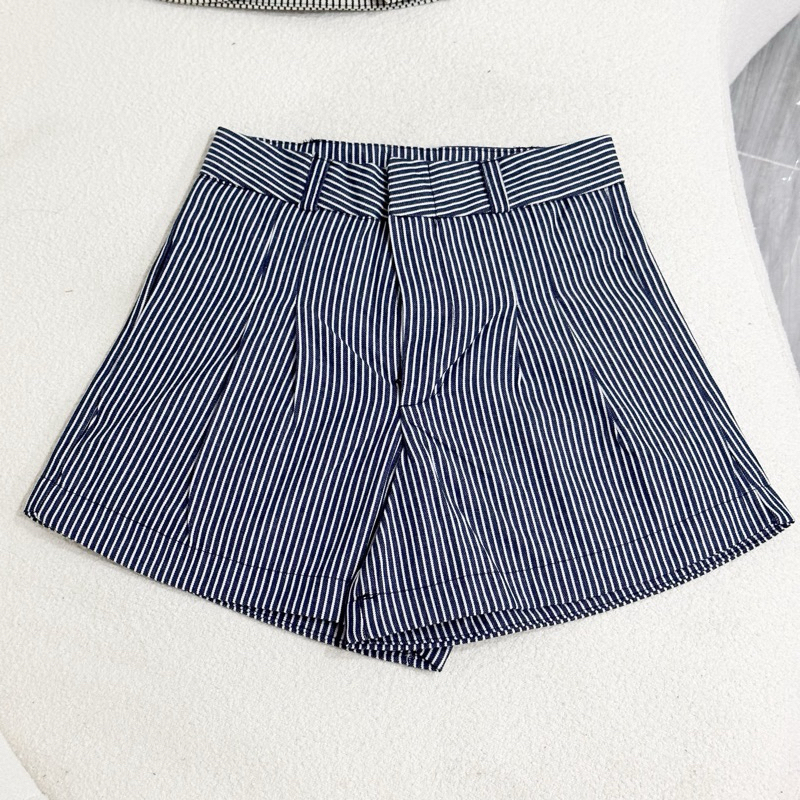 ส่งต่อ Anonashop กางเกงลายทาง L