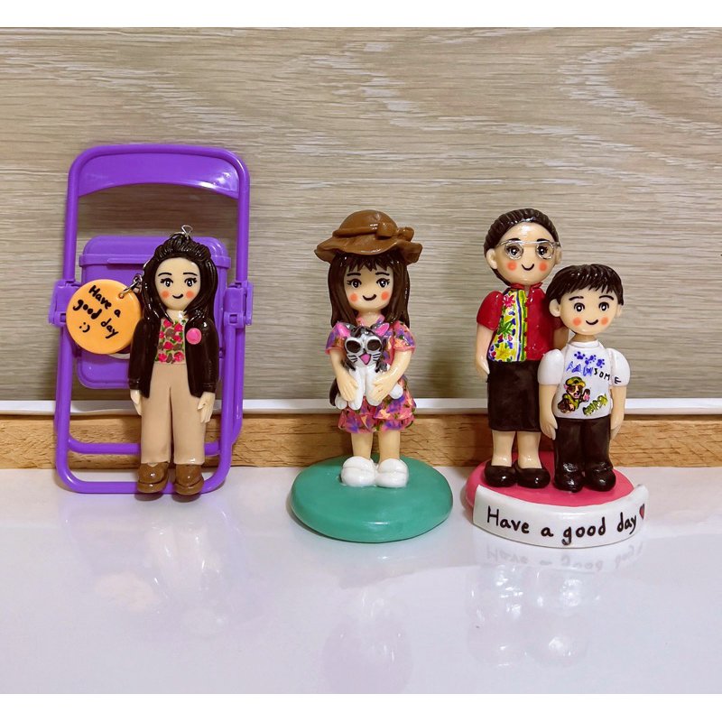 ตุ๊กตาปั้นคน 5 cm / 8cm รวมฐาน ตั้งโต๊ะทำงาน ตั้งในรถยนต์