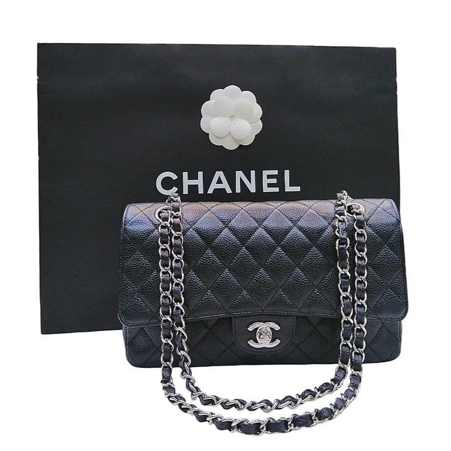 Chanel Classic Black Caviar 10" (Used) กระเป๋า Chanel แท้ มือสอง