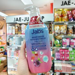 Jabs bright booster water resistance uv body cream spf50 pa+++ 450ml. แจ๊บส์ ไบร์ท บูสเตอร์ วอเตอร์ ครีมยูวี 450มล.