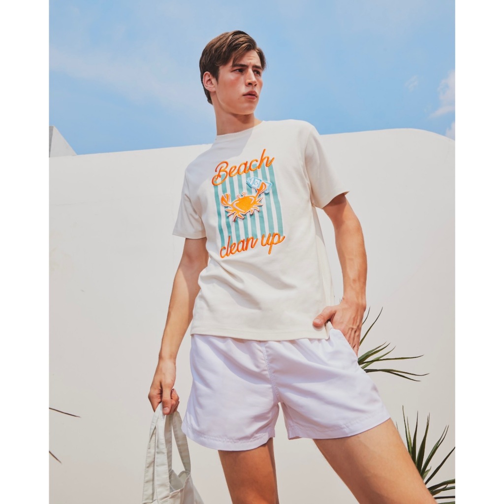 UPTOYOU เสื้อยืดแขนสั้น Unisex T-shirt with embroidered in Orange