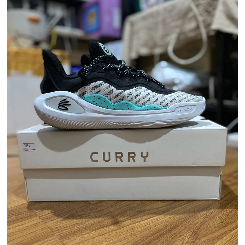 รองเท้าบาส Curry 11 'Future' 7us 25cm มือสอง