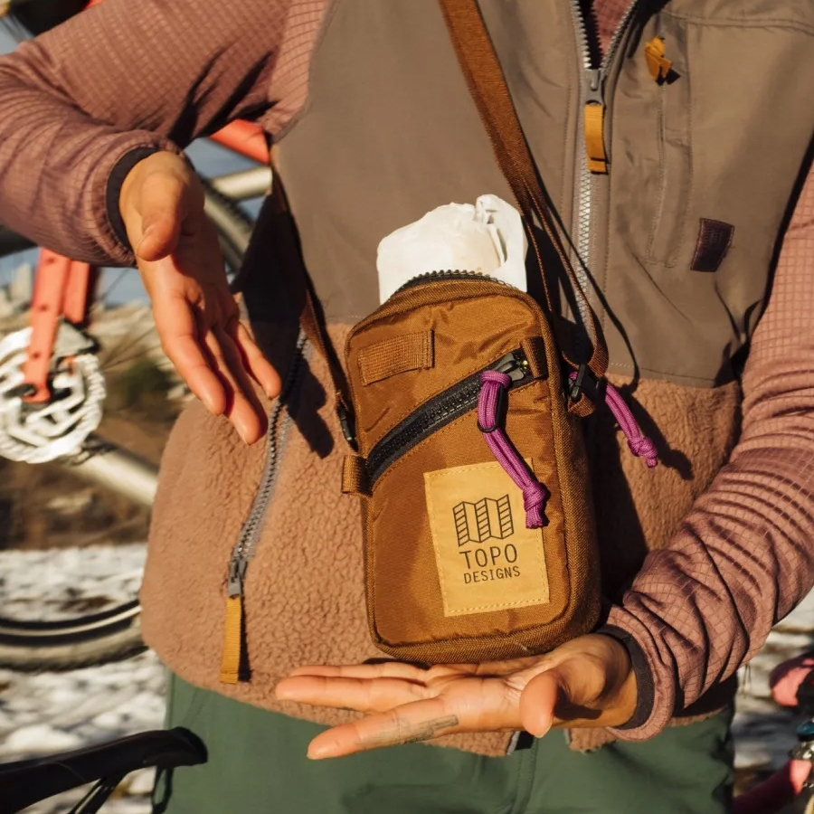 [ลิขสิทธิ์แท้] TOPO DESIGN Mini Shoulder Bag กระเป๋าสะพายข้าง ใบเล็ก พกพาสะดวก ออกแบบพิเศษ