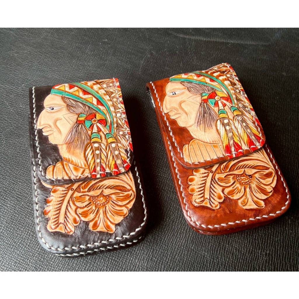 กระเป๋าใส่มือถือ ใส่โทรศัพท์ แนวตั้ง หนังแท้ตอกลาย งานฝีมือHandmade