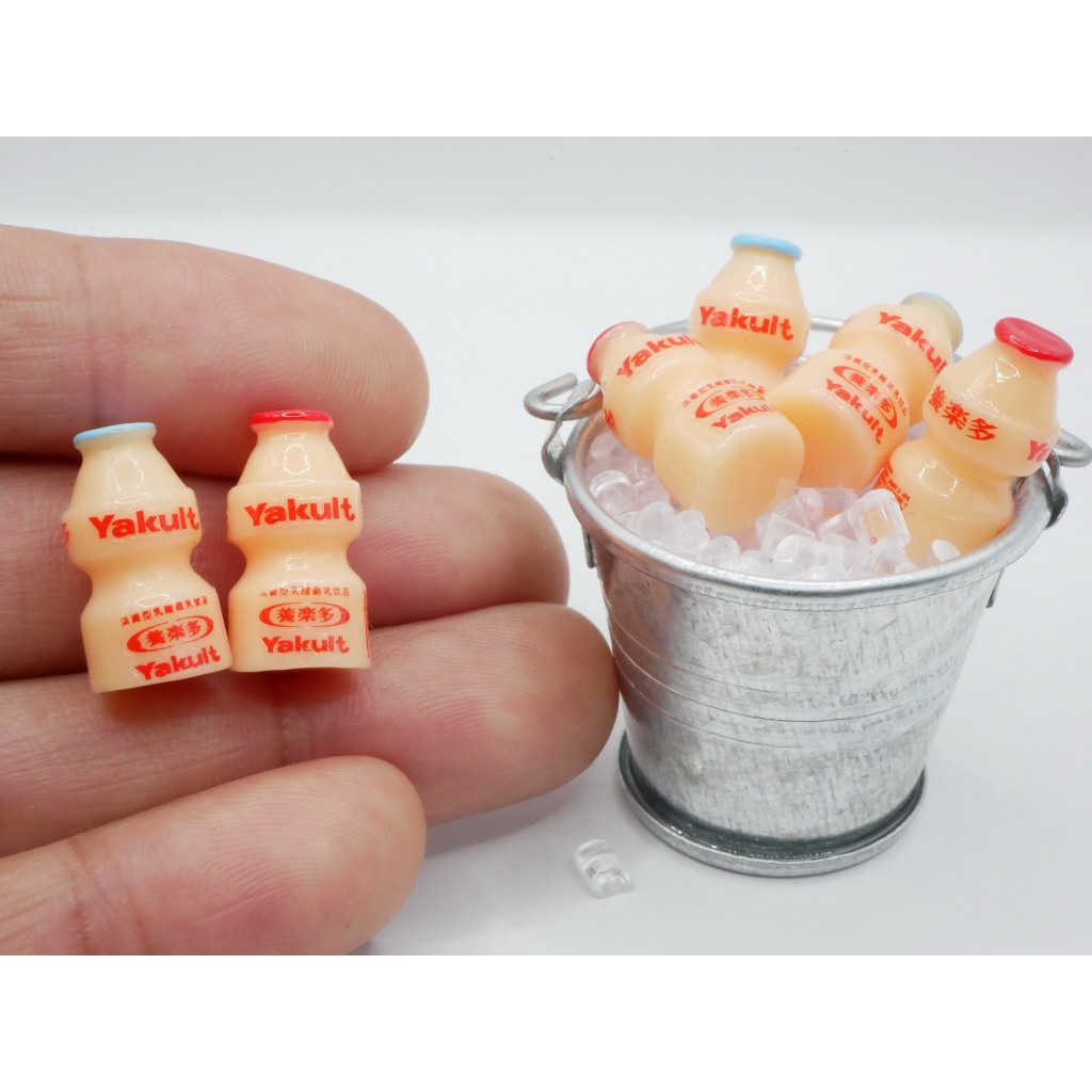 โมเดล ขวดนมเปรี้ยวจิ๋ว ไซต์เล็ก (ราคา/ชิ้น) นมเปรี้ยว ขวดนมเปรี้ยว ขวดนม Dollhouse ของจิ๋ว ของตกแต่ง