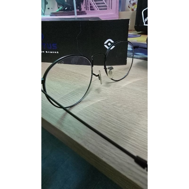 แว่น OPHTUS แว่นกรองแสง รุ่น HOVER 2.0 เลนส์ RetinaX Clear สำหรับเกมเมอร์