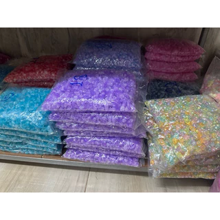 ลูกปัดอะคลิลิค่เคลือบรุ้งและไม่รุ้งลายดอกไม้สวยๆถุง500กรัม