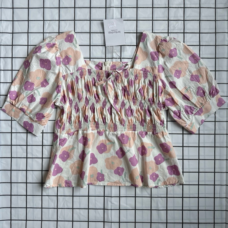 เสื้อลายดอกไม้ ป้าย Lolita shop