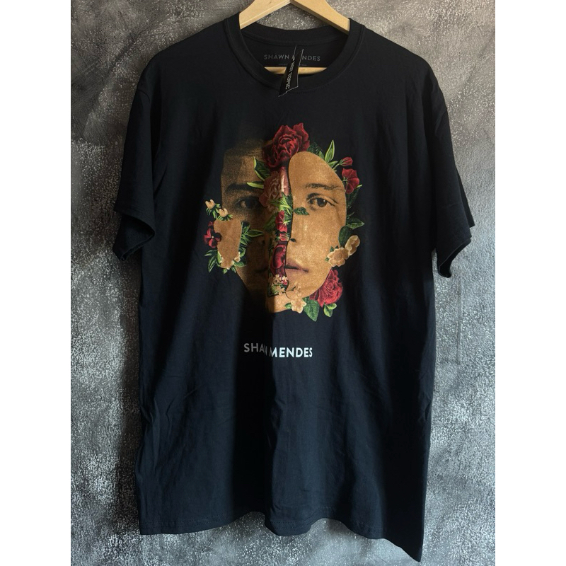 Shawn Mendes t-shirt ใหม่ size L (Official Merch)
