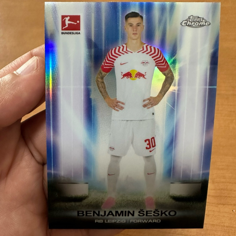 การ์ดสะสมฟุตบอลสะท้อนแสงทุกใบรวมทีมแมนยู ลิเวอร์พูล อาเซน่อล บาเซโลน่า รีลมาดริด และดาวดังมากมาย - รูปที่ 6