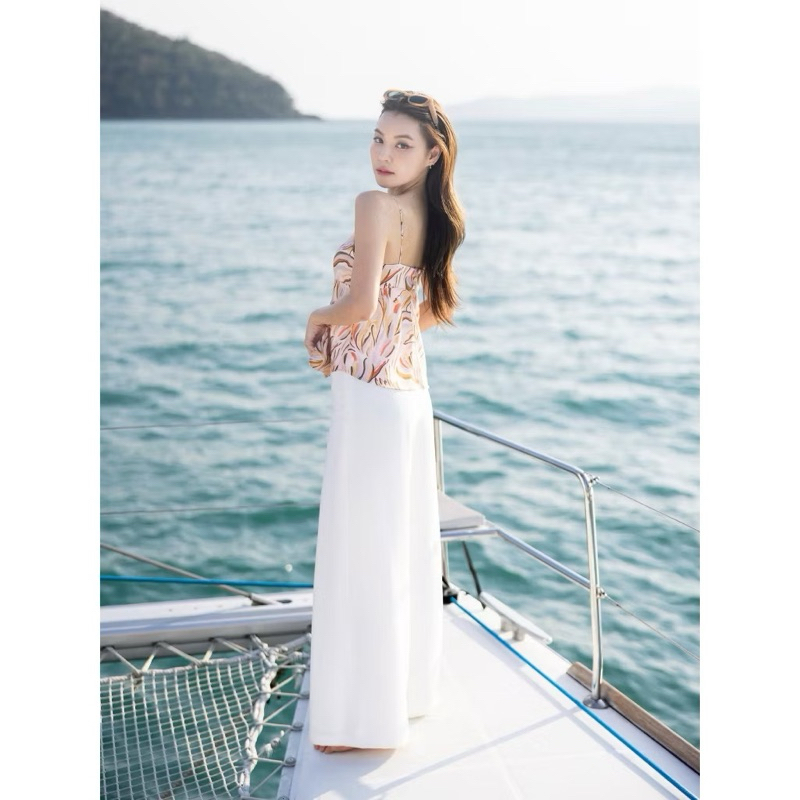 Calico official กางเกงเอวสูง ขากระบอกใหญ่ size s