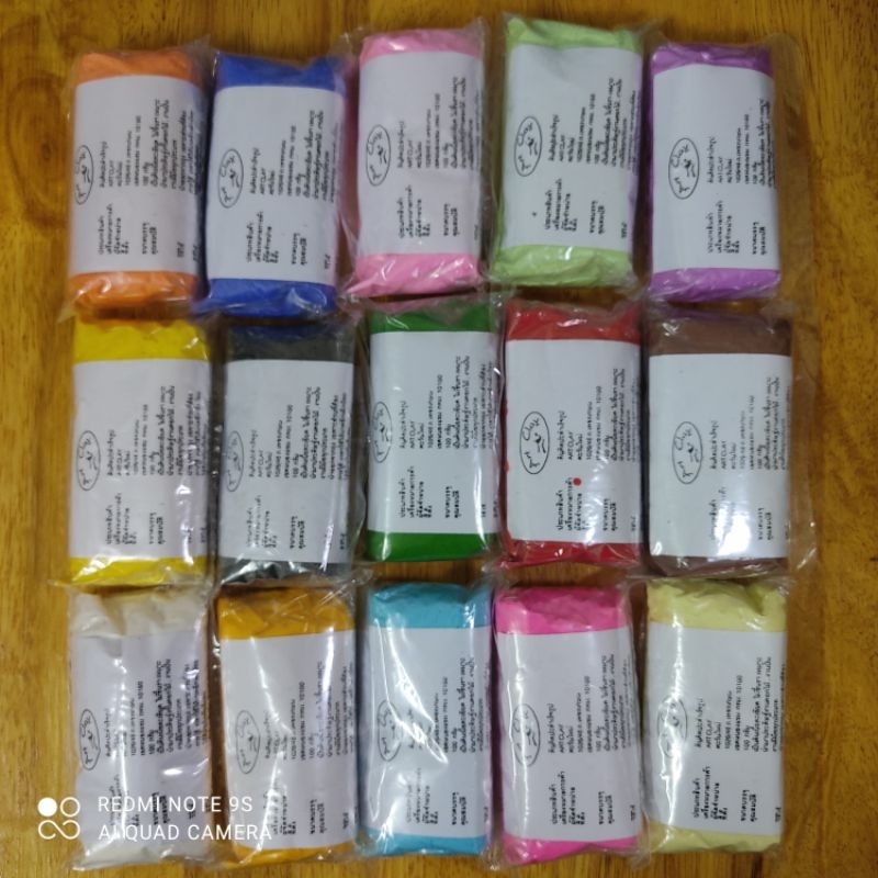 Art Clay ดินไทยผสมสีสำเร็จ ก้อนละ100กรัม สำหรับงานปั้นตุ๊กตา ของจิ๋ว ดอกไม้ ดินแห้งได้โดยไม่ต้องอบ