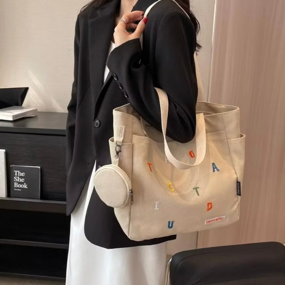 Fashion.shop502  ลูกค้าใหม่ 1 บาท กระเป๋าผ้าแคนวาส สไตล์ญี่ปุ่น ปักตัวอักษร ใบใหญ่ จุของได้เยอะ B-026