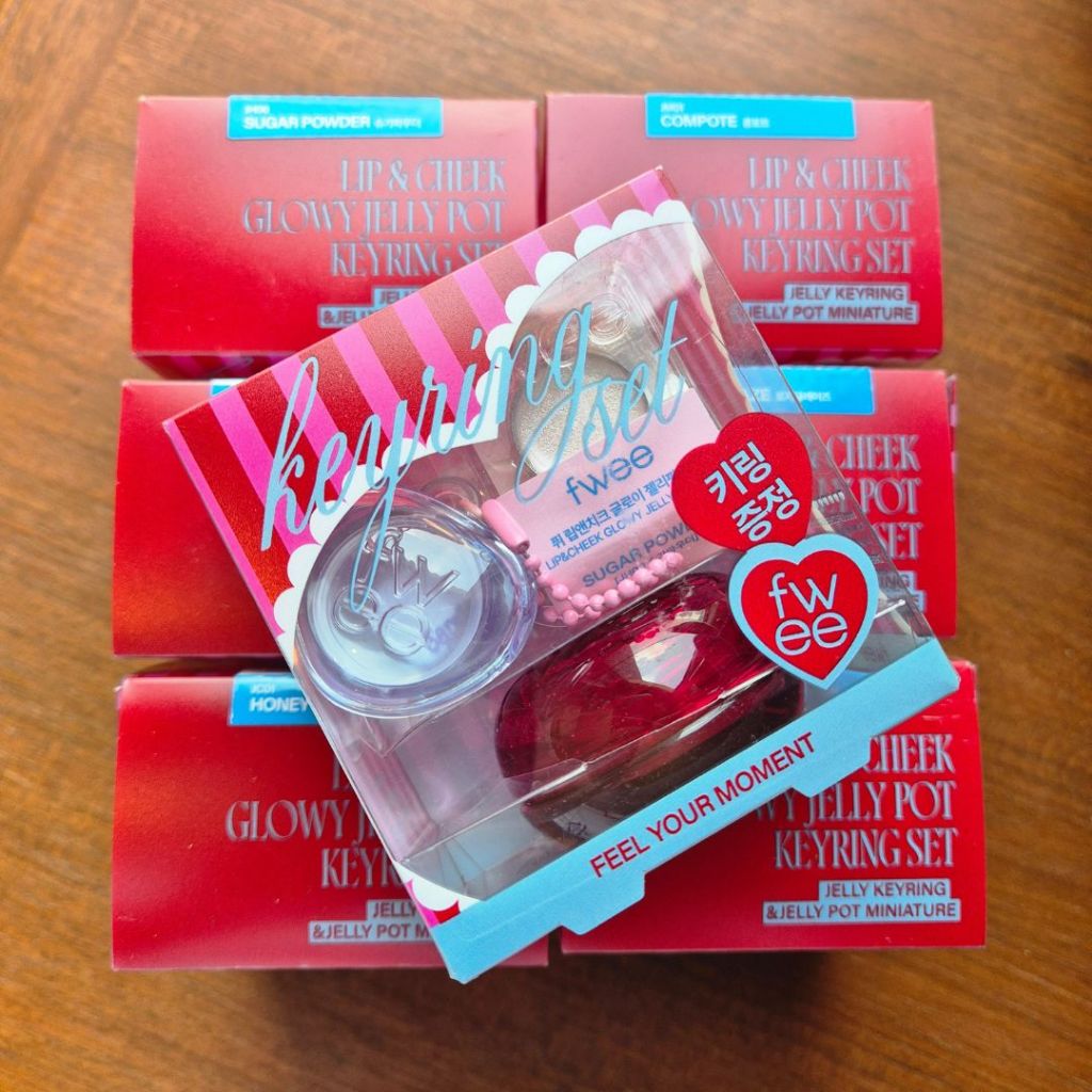 #พร้อมส่ง# Fwee Lip & Cheek Glowy Jelly Pot Keyring Set