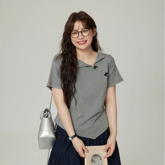 ขนาดใหญ่สีเทาไม่สม่ำเสมอแขนสั้นเสื้อยืดผู้หญิงฤดูร้อนใหม่ไขมัน mm โบว์ไหล่บวกเสื้อยืดปกเสื้อสั้น