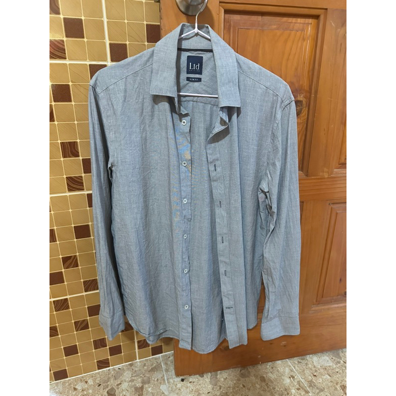 เสื้อเชิ้ตผู้ชายแขนยาว LTD มือสอง สภาพดี